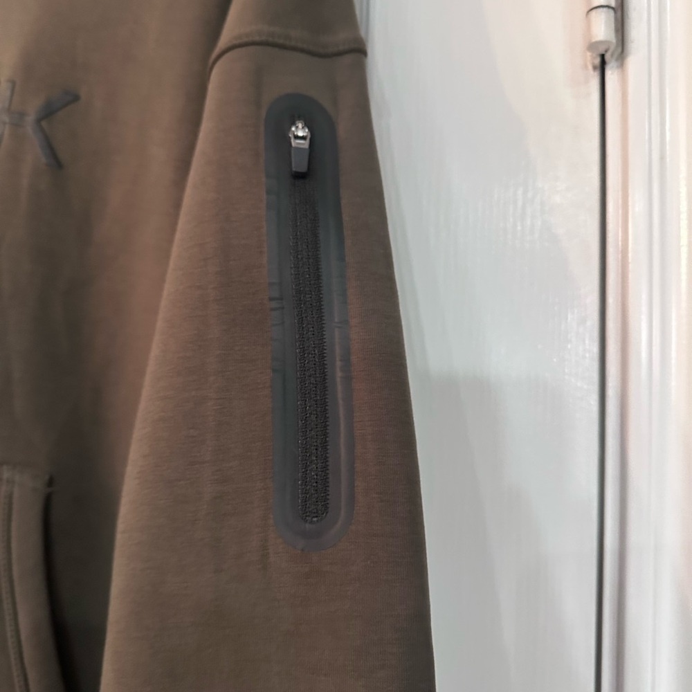 Actively Black Men's Hoodie View 3